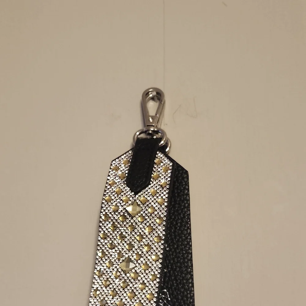 Elegant Silver Bag Strap - Picture 4 of 4